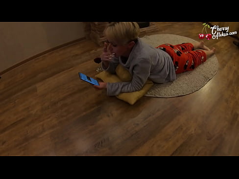 ❤️ Gekke blonde sûgje Enorme lul dy't derop sûgje en stuiterje - Anale seks ️❌ Neuken by porno fy.fullpornercom.ru ❌❤